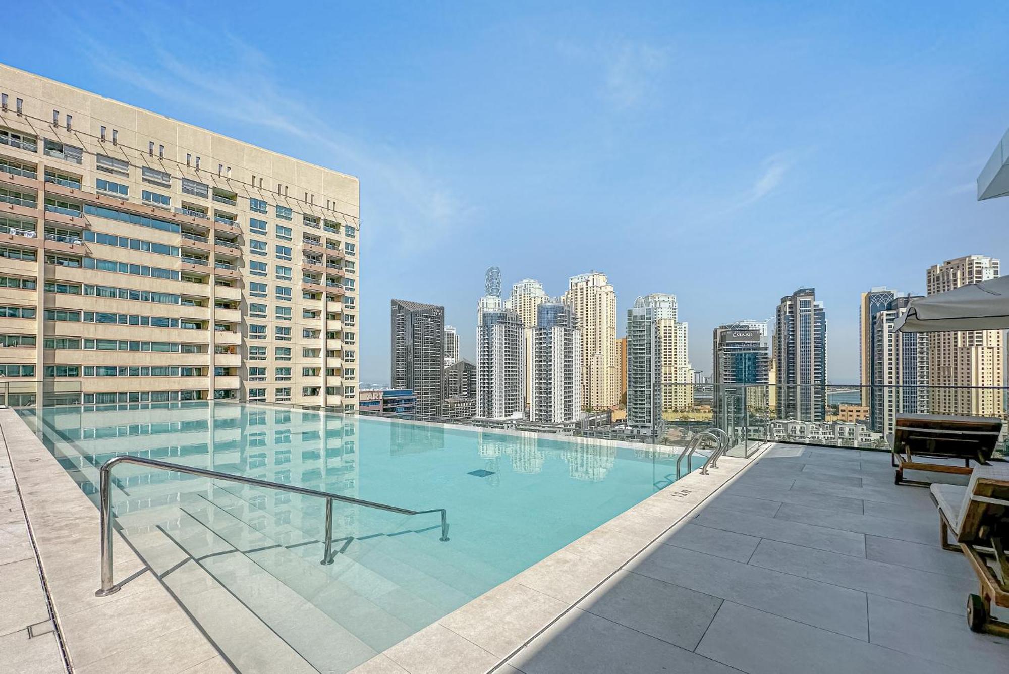 Modern 2Br High Floor Haven In Vida Dubai Marina Apartment Exterior photo