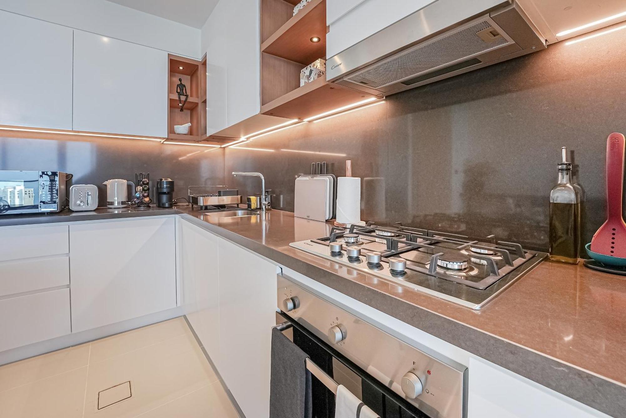 Modern 2Br High Floor Haven In Vida Dubai Marina Apartment Exterior photo