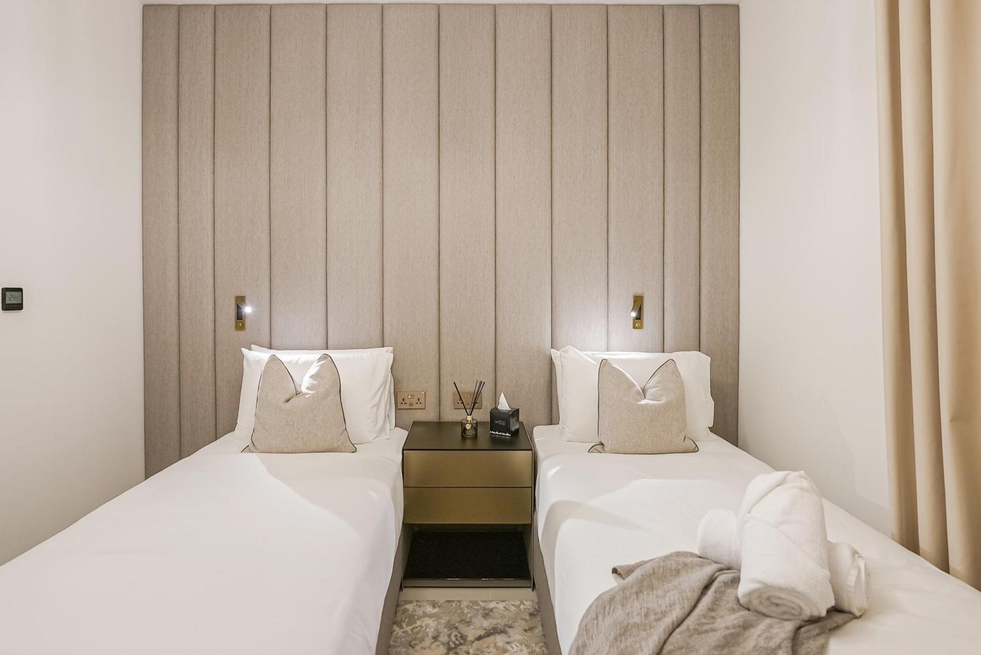 Modern 2Br High Floor Haven In Vida Dubai Marina Apartment Exterior photo