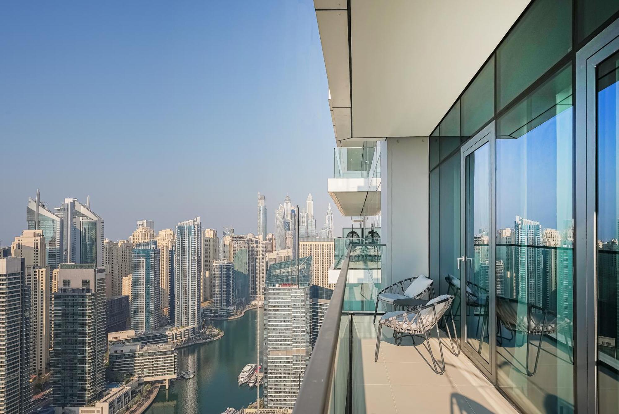 Modern 2Br High Floor Haven In Vida Dubai Marina Apartment Exterior photo